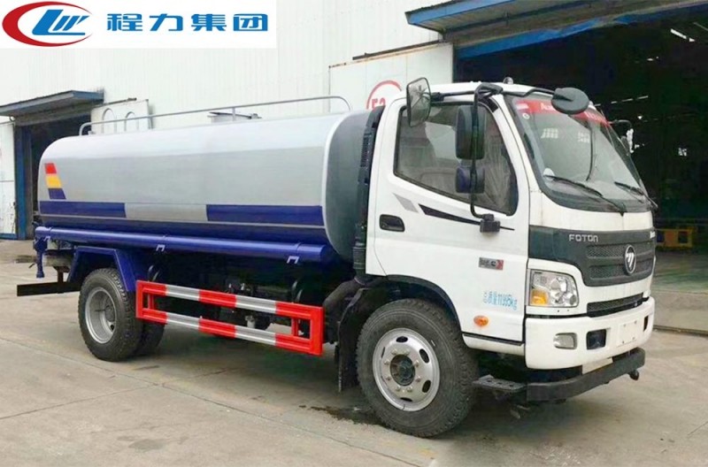 福田歐馬可5-6立方灑水車(chē)