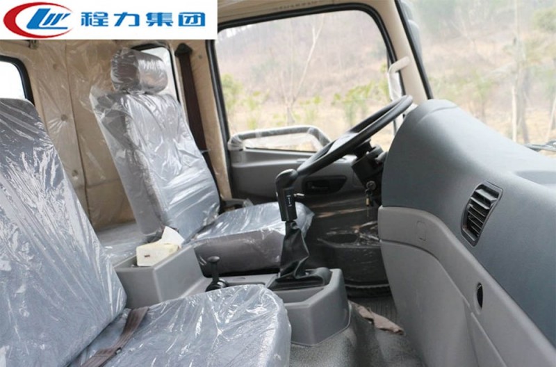 東風(fēng)御龍后八輪18-22方灑水車