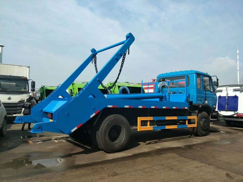 東風145(8-110方)擺臂垃圾車