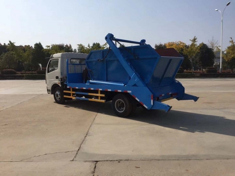 東風(fēng)大多利卡8方擺臂垃圾車