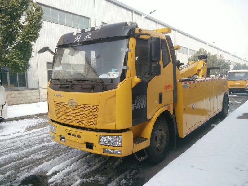 解放單橋拖吊聯體(一托一)清障車